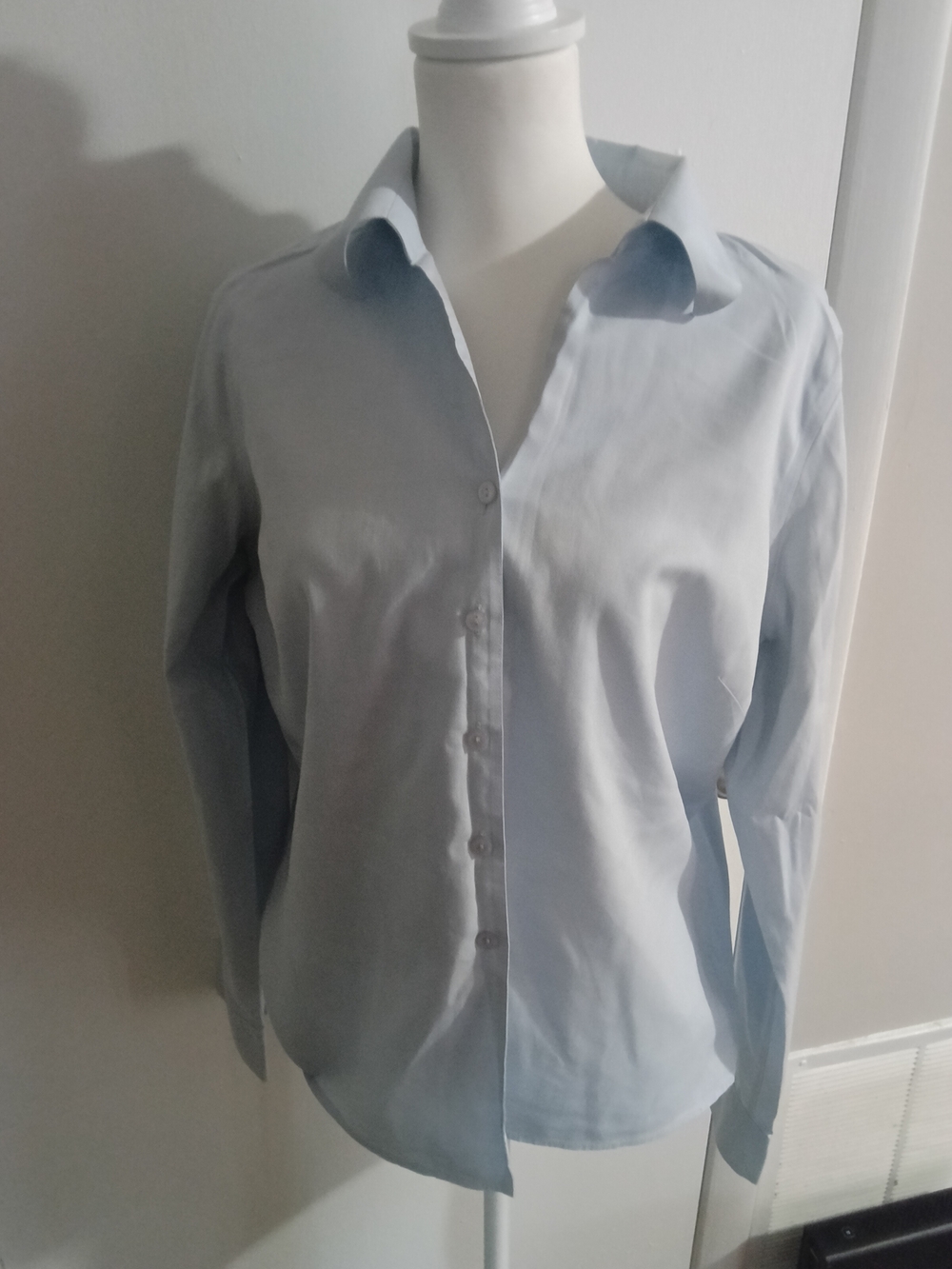 Jones Wear Light Blue Button-Down Shirt